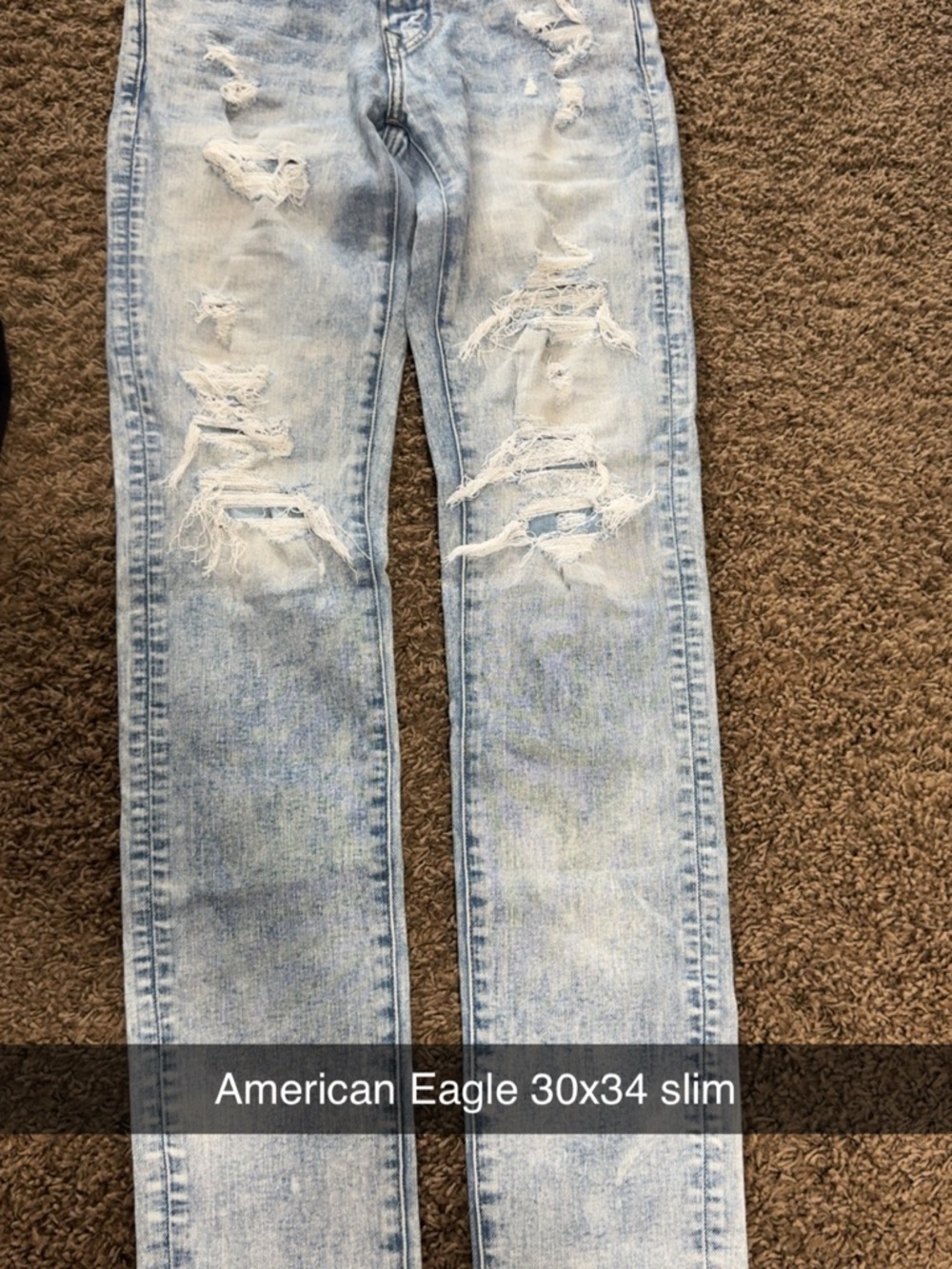 American Eagle Outfitters Light Wash Distressed Slim Jeans - Men
